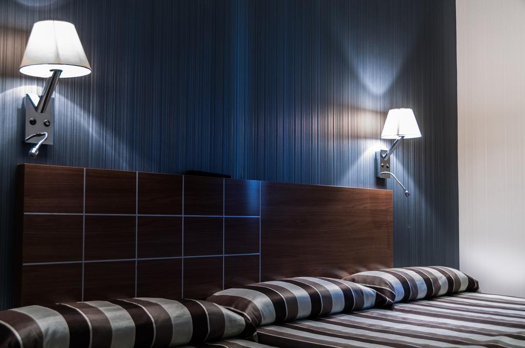 Hostal Bcn 46 Барселона Екстер'єр фото